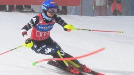 Sci, slalom Levi: Shiffrin senza rivali, Liensberger e Duerr sul podio. Peterlini 17ma, Lorenzi fuori dalle 30