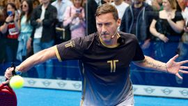 Francesco Totti e il ritorno in Serie A, l'indizio sui social scatena i tifosi della Roma sempre più in crisi