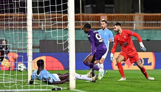 Fiorentina-Pafos, moviola: il rigore negato, il gol di tacco e la follia di Terracciano