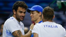 Sinner, lo show ai Supertennis Awards: il siparietto con Chiambretti e Berrettini, il no a Sanremo e l’auspicio per il 2025