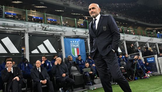 Norvegia-Italia, le formazioni ufficiali: Spalletti spiega scelte in attacco e chi marcherà Haaland, diluvio su Oslo