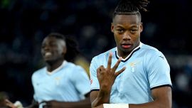 Pagelle Lazio-Napoli 3-1: Noslin elimina Conte con una tripletta, Pedro super, disastro Juan Jesus e Raspadori