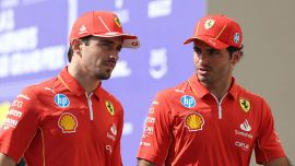 F1, Sainz vuota il sacco su Leclerc dopo l'addio alla Ferrari. L'emozione di girare con papà Carlos, i post social