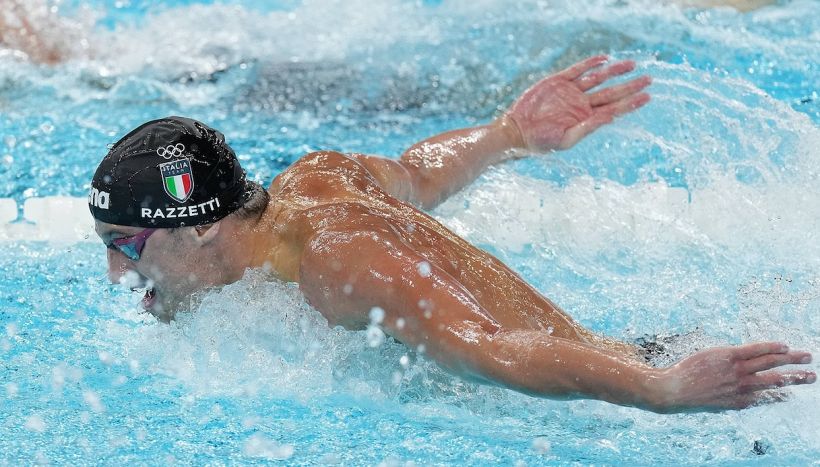 Mondiali Nuoto, Razzetti e 4x100 uomini d’argento: delude la femminile. Maledizione spareggio per Di Pietro