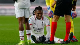 Milan, Leao fermato da uno stiramento: Supercoppa in dubbio, le soluzioni per Fonseca