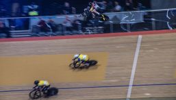 Champions League UCI, spaventoso incidente a Londra: Marchant e Propster volano tra gli spettatori, sei feriti