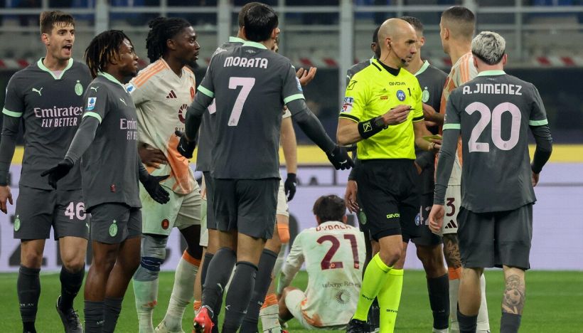 Milan-Roma, moviola: che polemica per il rigore negato, il rosso a Fonseca e quei cori dalle curve