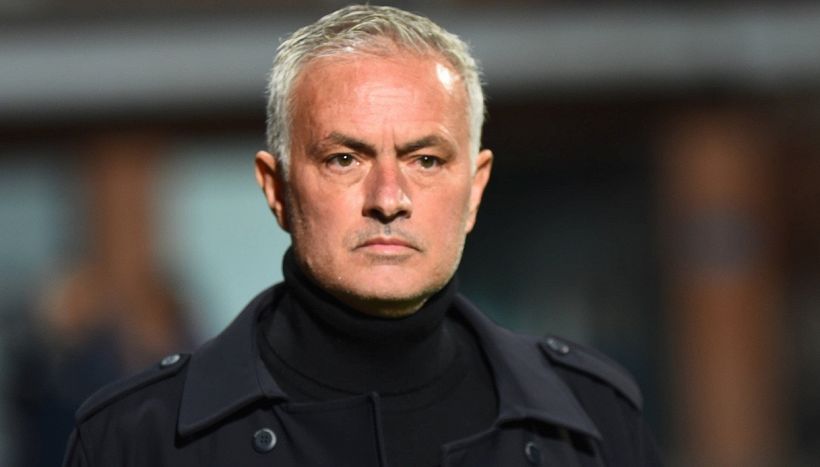 Mourinho: "Il calcio è in mano agli incompetenti". Doppio retroscena sull'addio alla Roma e sull'Inter