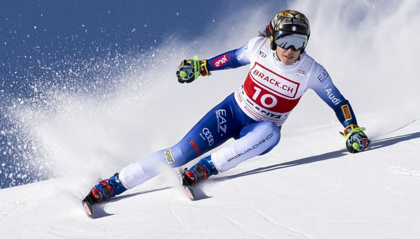 Sci, Brignone scatenata a St. Anton: stacca Gut-Behrami e Goggia nella prova di discesa, stupisce anche Vonn