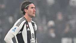 Juve Vlahovic è scontro: Dusan prepara lo sgarbo per liberarsi a zero, senza rinnovo l'addio può arrivare subito