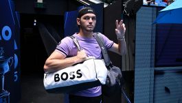 Australian Open, il gesto di Fritz: 80mila dollari per le vittime degli incendi a Los Angeles. Colpite anche Vekic e Osaka