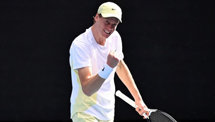 Sinner-De Minaur Australian Open quarti di finale diretta Live: Jannik firma il break in avvio di primo set