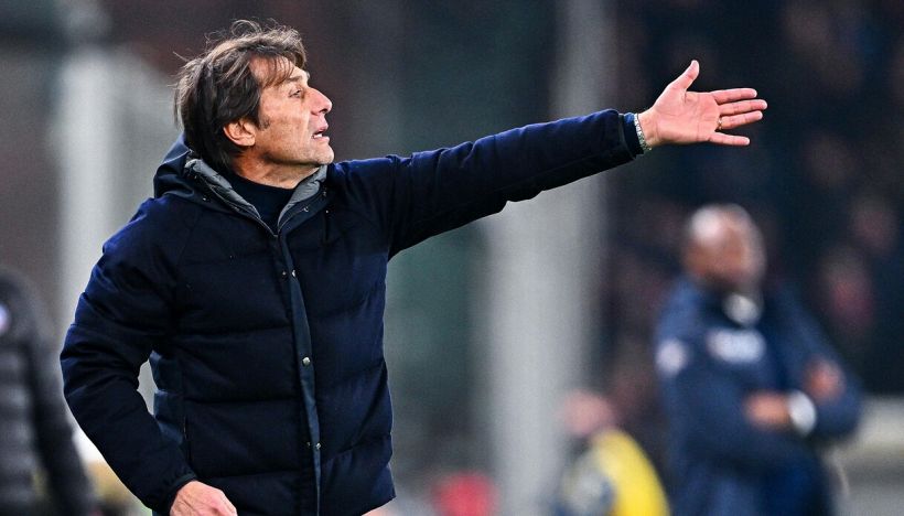 Napoli, Conte show: bordate a Motta, Gasperini, Inter e ai guru. Tifosi in delirio