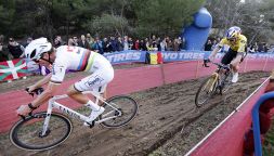 Ciclocross, Van Aert sfida Van der Poel nel mondiale di Lievin. "Lo faccio per amore di questo sport"