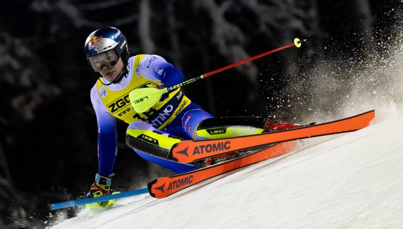 Sci Alpino Slalom Adelboden, comanda Feller dopo la prima manche: fuori Meillard e McGrath. Vinatzer nei 15