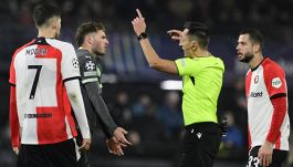 Feyenoord-Milan, moviola: tre rigori reclamati dagli olandesi, uno da Leao