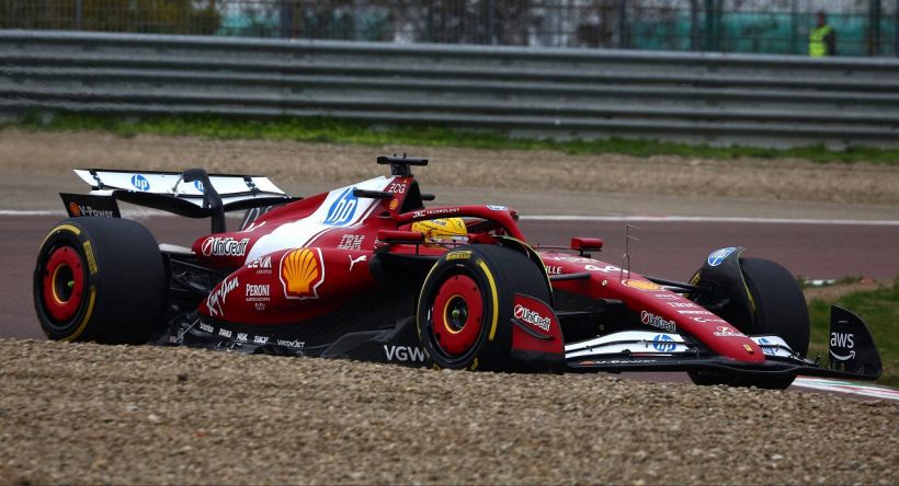 F1, Test Bahrain 2025: Ferrari, inizia Hamilton poi Leclerc, subito Antonelli. La line-up dei piloti al Sakhir