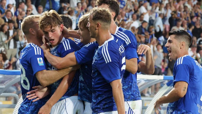 Como 2025-26, gli ingaggi e gli stipendi dei calciatori. Quanto guadagnano