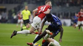 Milan-Inter, Inzaghi sbotta contro Chiffi e var: “Rigore clamoroso su Thuram non dato”. Che gaffe di Caressa