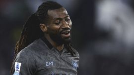 Napoli, tegola Anguissa: niente sfida scudetto con l’Inter. Conte ridisegna l’11 titolare, anche Lukaku rischia