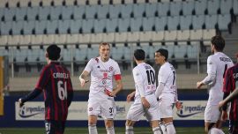 Taranto-Crotone rinviata e Giugliano-Turris si gioca: cosa sta accadendo in Serie C