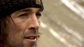 Hervé Barmasse, l'ennesima impresa folle e rischiosa sul Gran Sasso in solitaria dell'alpinista