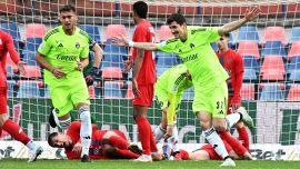 Serie B: tris del Pisa contro il Cosenza in 9. Il Frosinone inguaia la Samp in zona retrocessione. Goleada Sassuolo