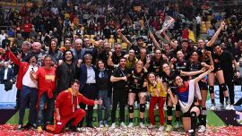 Volley, Roma fa la storia: vince la Challenge Cup dopo essere retrocessa in A2! Champions, Perugia batte in rimonta Monza