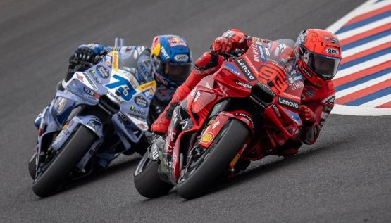 MotoGP Silverstone: Alex Marquez da record davanti a Quartararo. Marc quarto con caduta, Bagnaia settimo