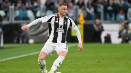 Juventus, non solo gioie nella prima di Tudor: fischi per Koopmeiners, Vlahovic non convince. Attacchi a Giuntoli