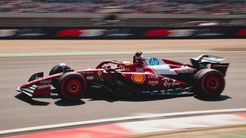 F1, GP Cina: griglia di partenza Sprint Race, Ferrari sogna con Hamilton in pole. Leclerc quarto