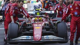 F1, Ferrari: scovato il male oscuro dietro il disastro in Cina. Hamilton e Leclerc a Suzuka con un fondo nuovo