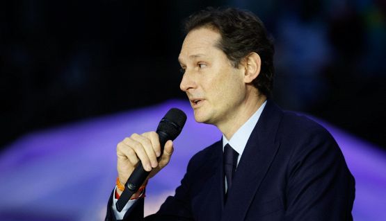 Elkann cancella la Juventus ed esalta Hamilton e la Ferrari: il messaggio nascosto nella lettera agli azionisti Exor  