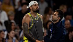 ATP Indian Wells, Kyrgios a rischio ritiro: troppo dolore al polso. Alcaraz e Medvedev polemici con i nuovi campi