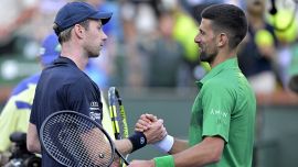 Indian Wells, Djokovic irriconoscibile: ko contro Van De Zandschulp e un’ammissione che preoccupa. Ok Alcaraz