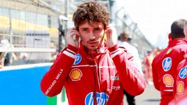F1 Cina: Leclerc sull'incidente assolve Hamilton. Lewis striglia la Ferrari: 'Errori da non ripetere'. Vasseur perplesso
