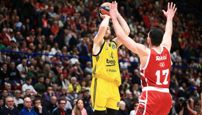 Eurolega, il Fenerbahce e Melli portano l'Olimpia a lezione al Forum. E pure Mirotic e Gillespie vanno ko