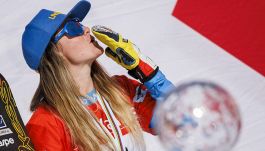 Michela Moioli rompe l'incantesimo: finalmente è oro nei mondiali di snowboard cross. "Una gioia immensa"
