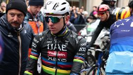 Pogacar correrà la Roubaix nella rivincita contro Van der Poel e Ganna. Milan secondo alla Brugge-De Panne