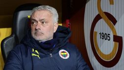 Europa League: Mourinho si addormenta in sala stampa dopo il ko, Vicario super ma non basta al Tottenham