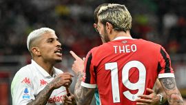 Milan-Fiorentina, Theo litiga con Dodo ad azione in corso: è bufera sul francese. Conceicao-Musah, scoppia il caso
