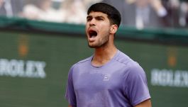 Sinner, allarme Alcaraz: Jannik non è più numero 1 nella Race ATP. E Carlos può “rovinargli” il rientro a Roma