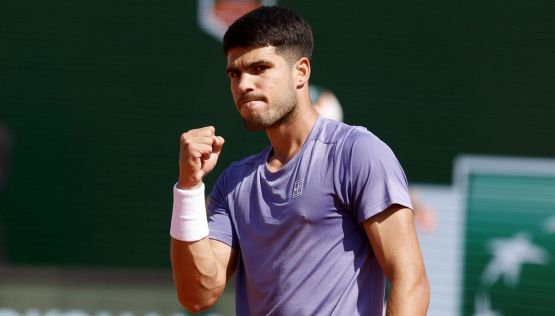 Montecarlo, Alcaraz regala spettacolo contro Altmaier e avverte Sinner e i rivali: "Sto ritrovando il feeling"