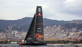 America's Cup, Alinghi accusa Emirates Team New Zealand, ma la coppa adesso è a forte rischio: Luna Rossa attende