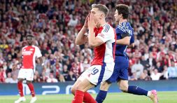 Arsenal-Psg, moviola: gol annullato e rigore negato ai Gunners, protesta anche Kvara