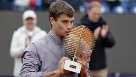 Classifica ATP, Sinner saldo in vetta al numero 1: crollo Berrettini, Cobolli e Darderi risalgono nel ranking