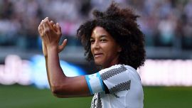Sara Gama si ritira: chi è la leggenda della Juventus simbolo del calcio femminile tra veleni e lotta al razzismo