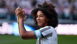 Sara Gama si ritira: chi è la leggenda della Juventus simbolo del calcio femminile tra veleni e lotta al razzismo