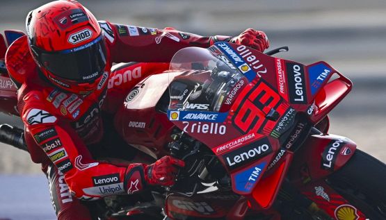 MotoGP Qatar: Sprint vinta da Marc Marquez in scioltezza, Alex e Morbidelli sul podio. Bagnaia solo ottavo