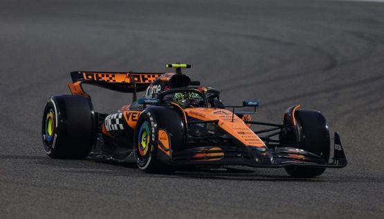 Gp Arabia prove libere: Norris e Piastri uno-due McLaren su Verstappen e Leclerc. Hamilton in crisi, Tsunoda a muro